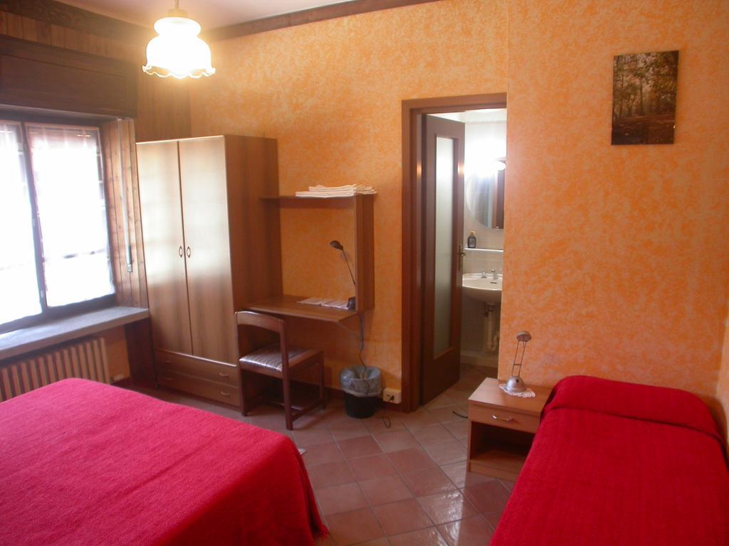 Camera Familiare con Bagno Privato